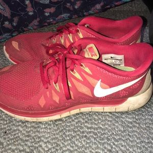 Nike women’s sneakers